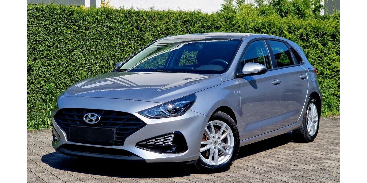 Hyundai i30 55.000 km 15.470 &euro; Bad Lippspringe 33175