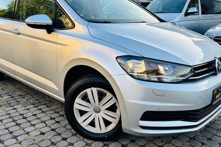 VW Touran 70.335 km 15.990 &euro; Mannheim 68307