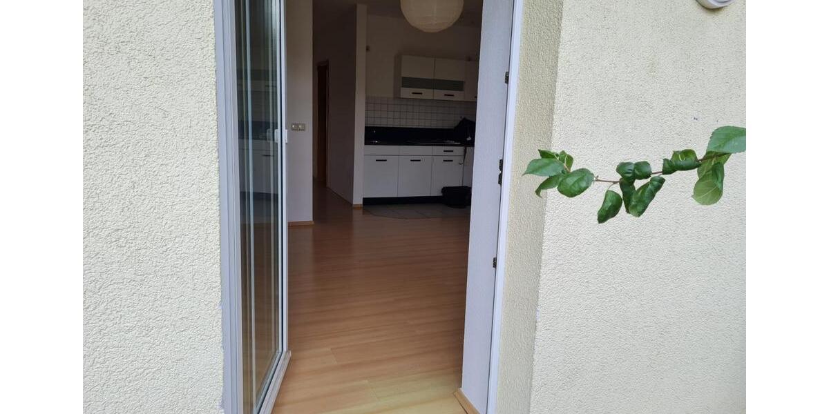 Erdgeschoßwohnung Erfurt Johannesplatz - 2 Zimmer, 41 m&sup2;, 470&euro; | Angebot:26338479