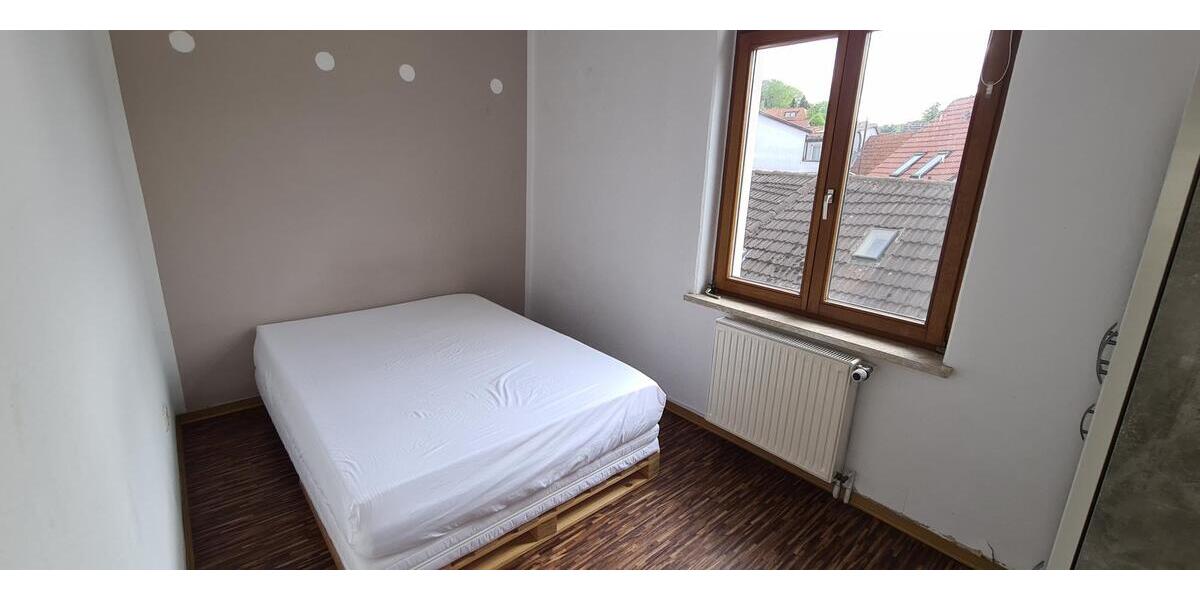 Helle und zentrale 2-Zimmer-Wohnung in Stadtmitte Stadtroda´s - Etagenwohnung Stadtroda | Angebot:26645600