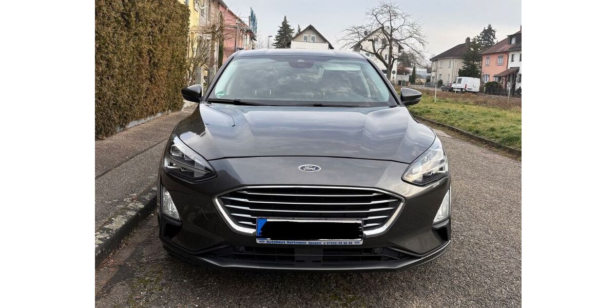 Ford Focus 62.100 km 12.750 &euro; Durmersheim 76448