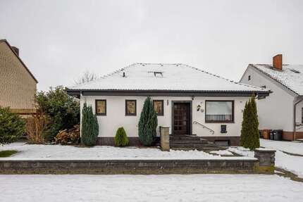 Haus Weyhe - 7 Zimmer, 166 m&sup2;, 379.000&euro; | Angebot:24763618