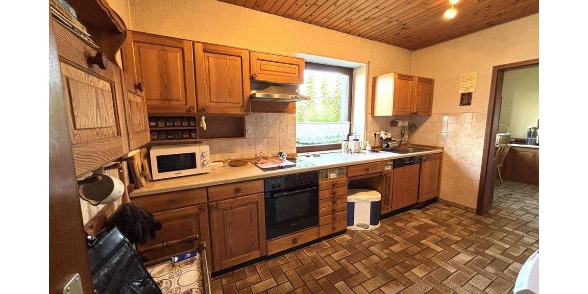 Einfamilienhaus Oberviechtach - 6 Zimmer, 150 m&sup2;, 315.000&euro; | Angebot:26155504
