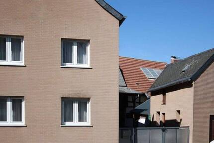 Haus Hünstetten-Beuerbach Beuerbach - 4 Zimmer, 126 m&sup2;, 249.000&euro; | Angebot:26867661