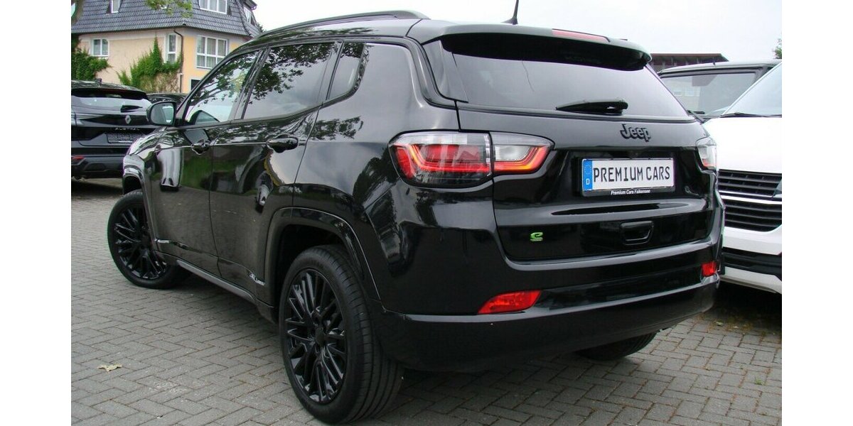 Jeep Compass 1.5 Red-Edition e-Hybrid ACC LED Kamera 29.532 km 22.980 &euro; Falkensee 14612