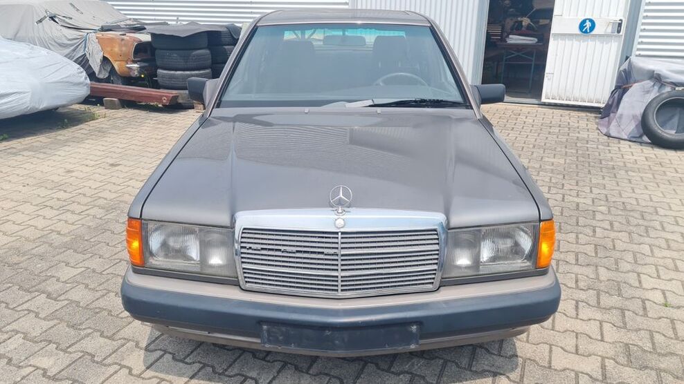 Mercedes-Benz 190 180.000 km 3.300 € Schiltberg 86576