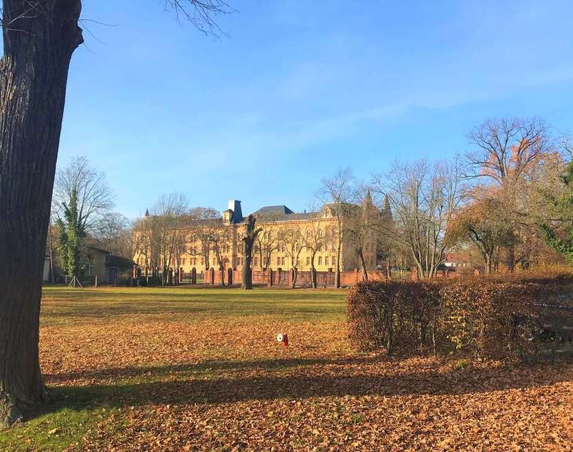 Neu, 5 Zimmer WG geeignet, frisch renoviert mit Balkon! 5 zimmer