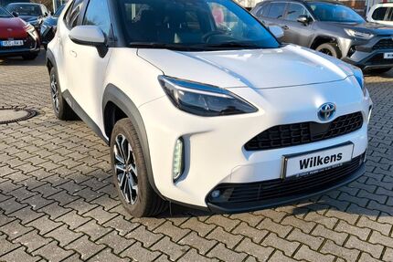 Toyota Yaris Cross 12.000 km 29.900 € Lohne 49393