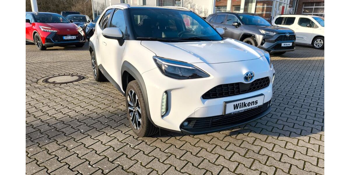 Toyota Yaris Cross 12.000 km 29.900 € Lohne 49393