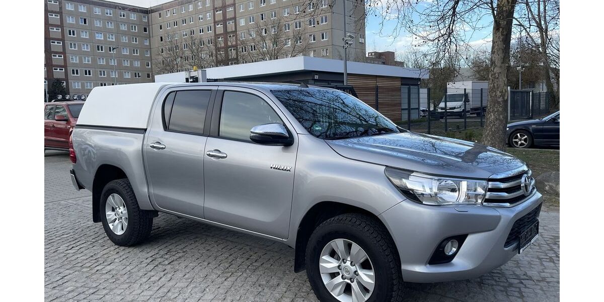 Toyota Hilux 140.000 km 30.821 &euro; Berlin 12681