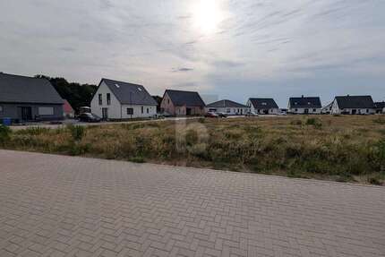 Grundstück Osloß - 185.000&euro; | Angebot:25439469