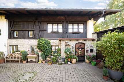 Haus zum Kaufen in Feldkirchen-Westerham 1.499.000 € 186.77 m² 6 zimmer