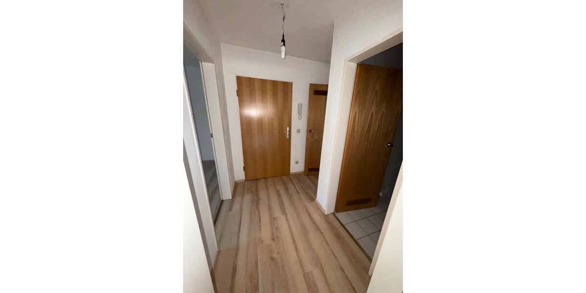 Etagenwohnung Straubing - 2 Zimmer, 71 m&sup2;, 781&euro; | Angebot:26381494
