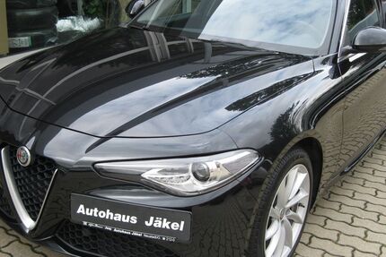 Alfa Romeo Giulia 98.000 km 25.900 € Neustadt/Orla 07806