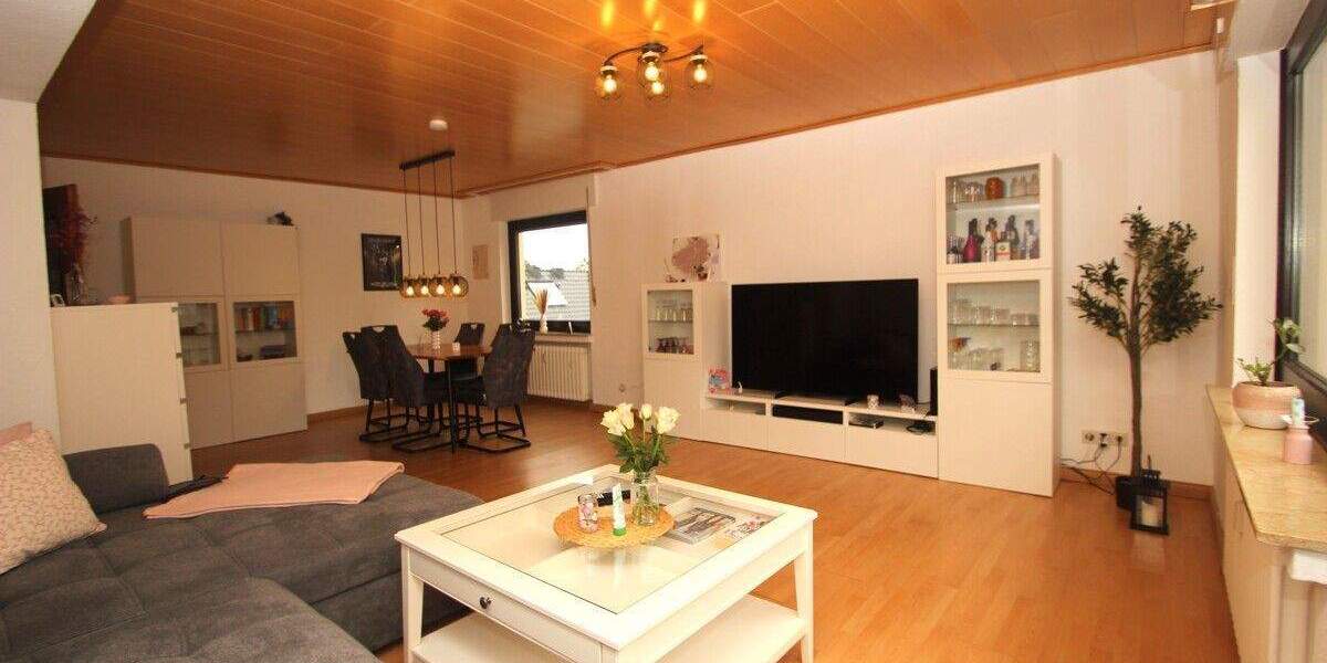 Etagenwohnung Königswinter Ittenbach - 2 Zimmer, 74 m&sup2;, 209.000&euro; | Angebot:24859916