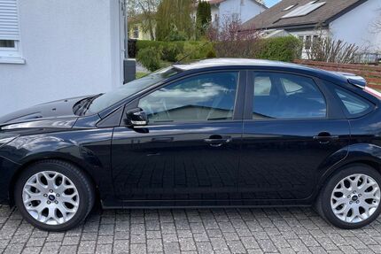 Ford Focus 156.300 km 2.900 &euro; Oberndorf 78727