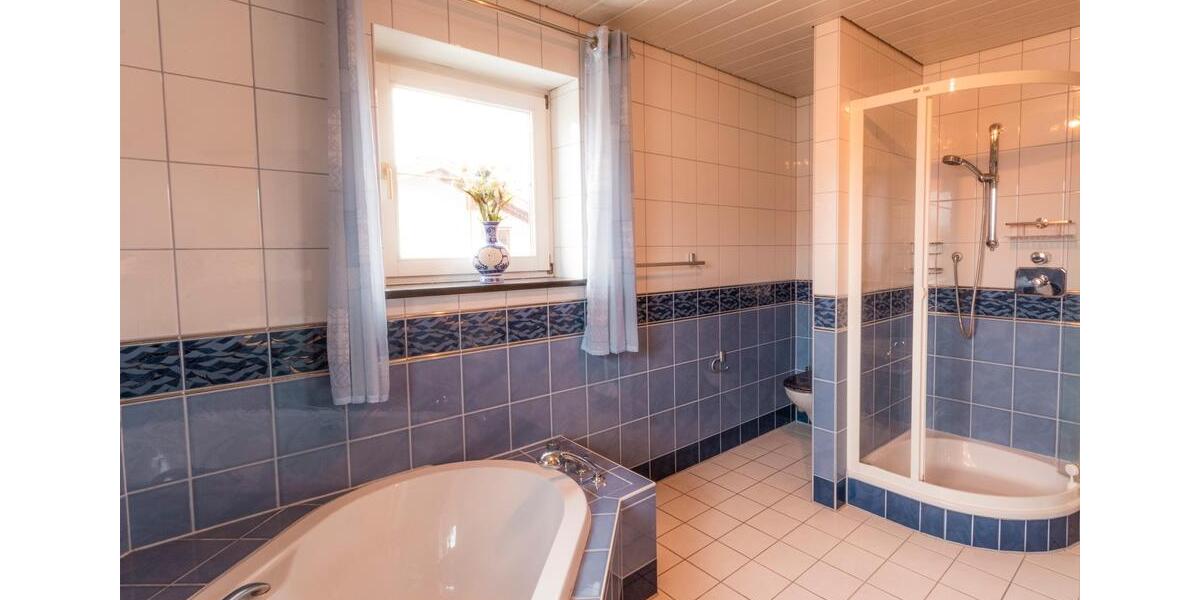 Etagenwohnung Kirchanschöring - 3 Zimmer, 96 m&sup2;, 980&euro; | Angebot:25415390