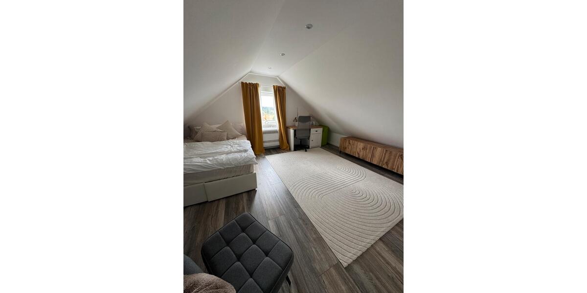 Doppelhaushälfte Wolfsburg Almke - 4 Zimmer, 167 m&sup2;, 1.600&euro; | Angebot:25088906