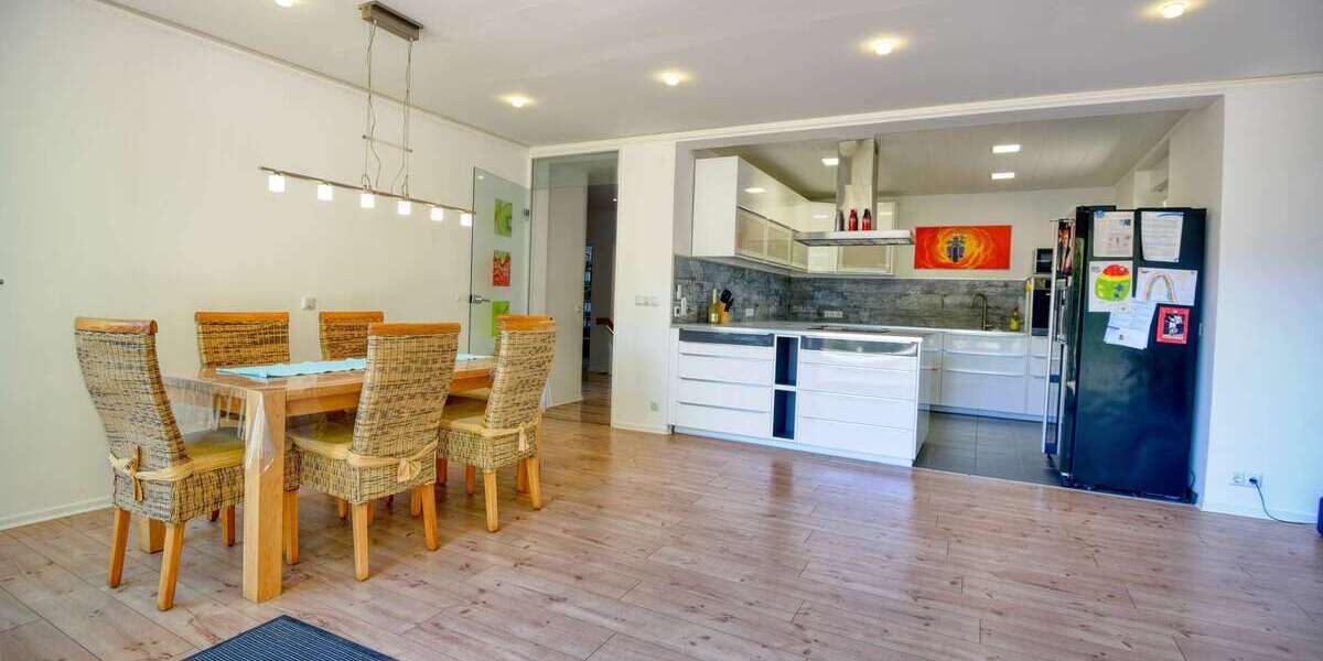 5ZKB & 2ZKB mit traumhaftem Ausblick Energieeffizient & am Waldrand Garten, Balkone & Terrassen 7 zimmer