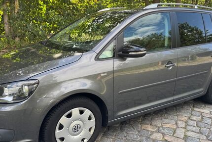 VW Touran 271.107 km 6.200 &euro; Hamburg 22113