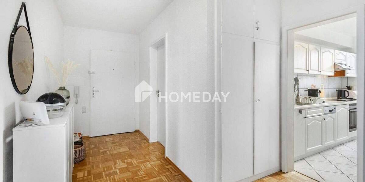 Erbbauzins: Helle 3-Zimmer-Wohnung mit Loggia - ca. 76 Quadratmeter in der ersten Etage 3 zimmer