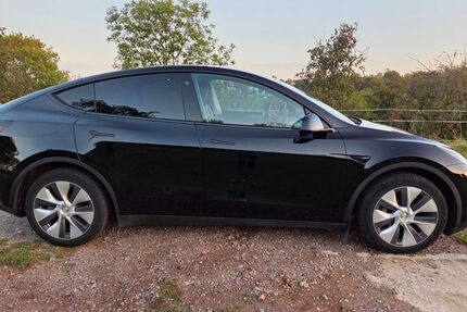 Tesla Model Y 57.440 km 36.490 &euro; Bannewitz 01728