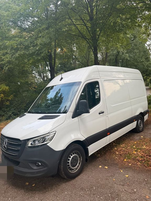 Mercedes-Benz Sprinter 138.238 km 32.000 € Bremen 28215