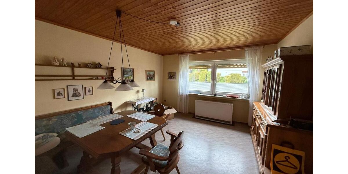 Einfamilienhaus Frielendorf - 10 Zimmer, 160 m&sup2;, 270.000&euro; | Angebot:26485533