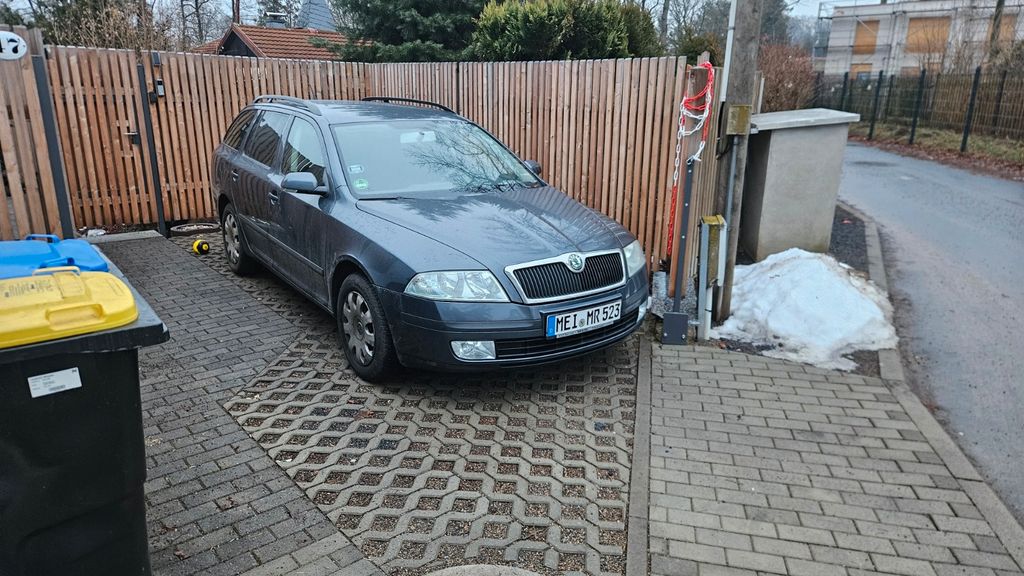 Skoda Octavia 189.000 km 2.000 &euro; Radebeul 01445
