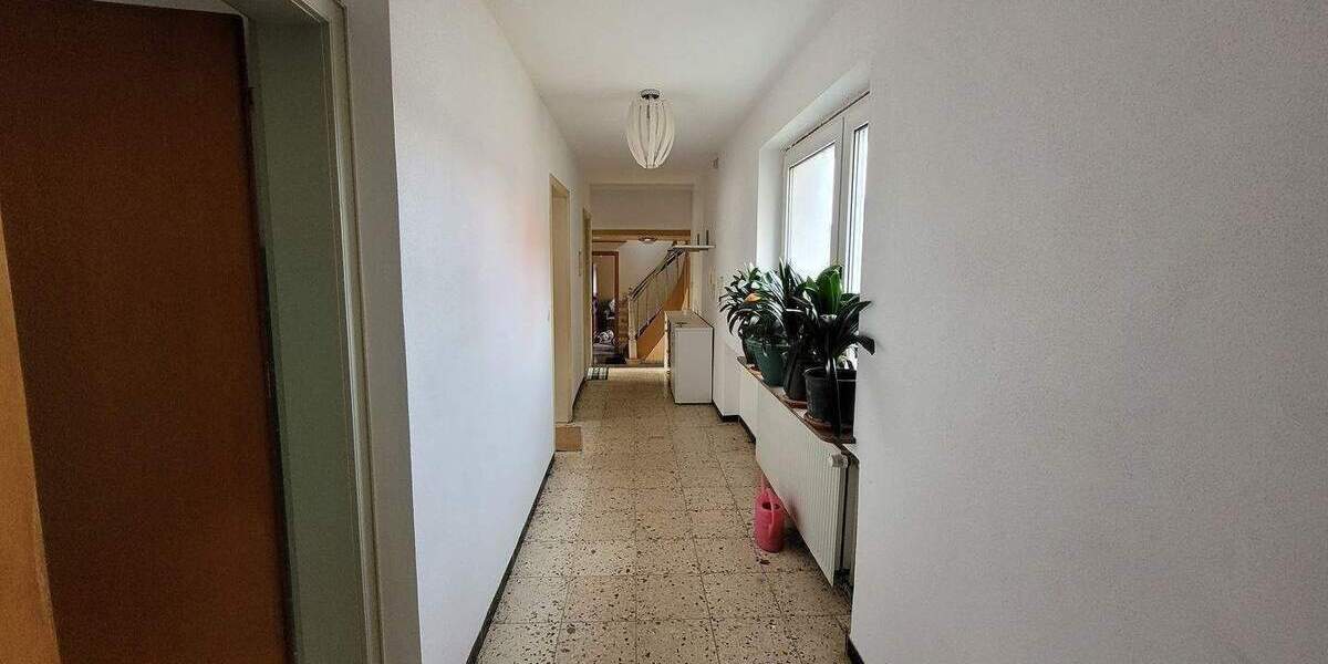 Gewerbeobjekt Niederaula Mengshausen - 310.000&euro; | Angebot:25898636