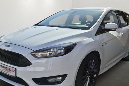 Ford Focus 65.757 km 10.770 &euro; Calden - Westuffeln 34379