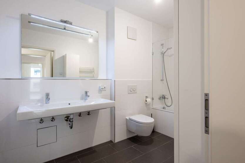 Provisionsfrei: Moderne 3-Zimmer-Wohnung mit Balkon & Stellplatz in München-Harlaching 3 zimmer
