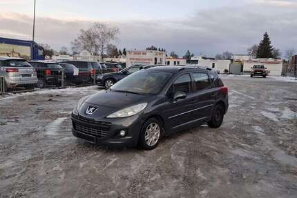 Peugeot 207 145.000 km 2.500 &euro; München 81829