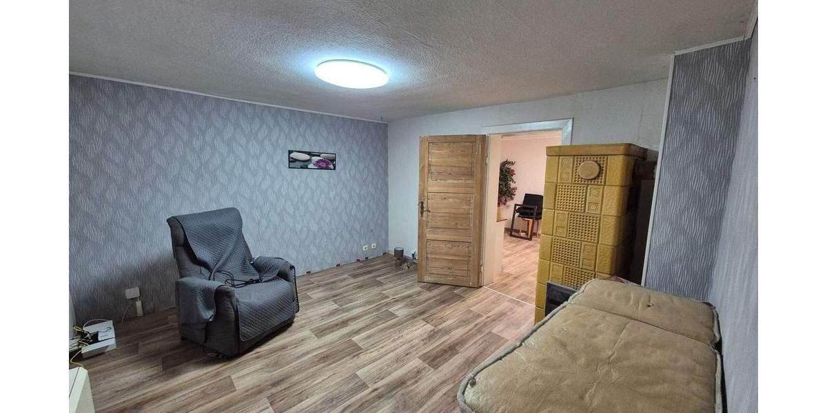 Wohnhaus mit großem Potenzial in Neubrandenburg 4 zimmer