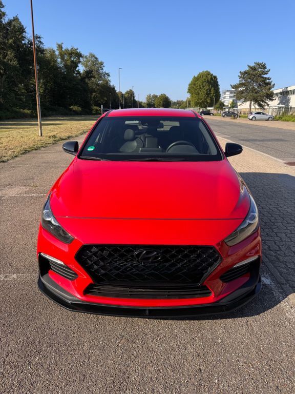 i30
