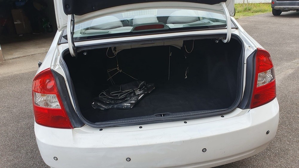 Kia Cerato 171.200 km 1.900 &euro; Schwetzingen 68723