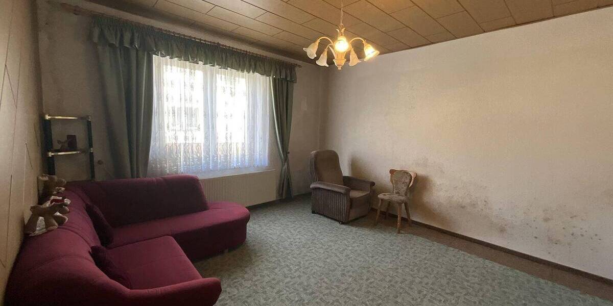 Einfamilienhaus Schenkendöbern Sembten - 7 Zimmer, 188 m&sup2;, 79.000&euro; | Angebot:25685823