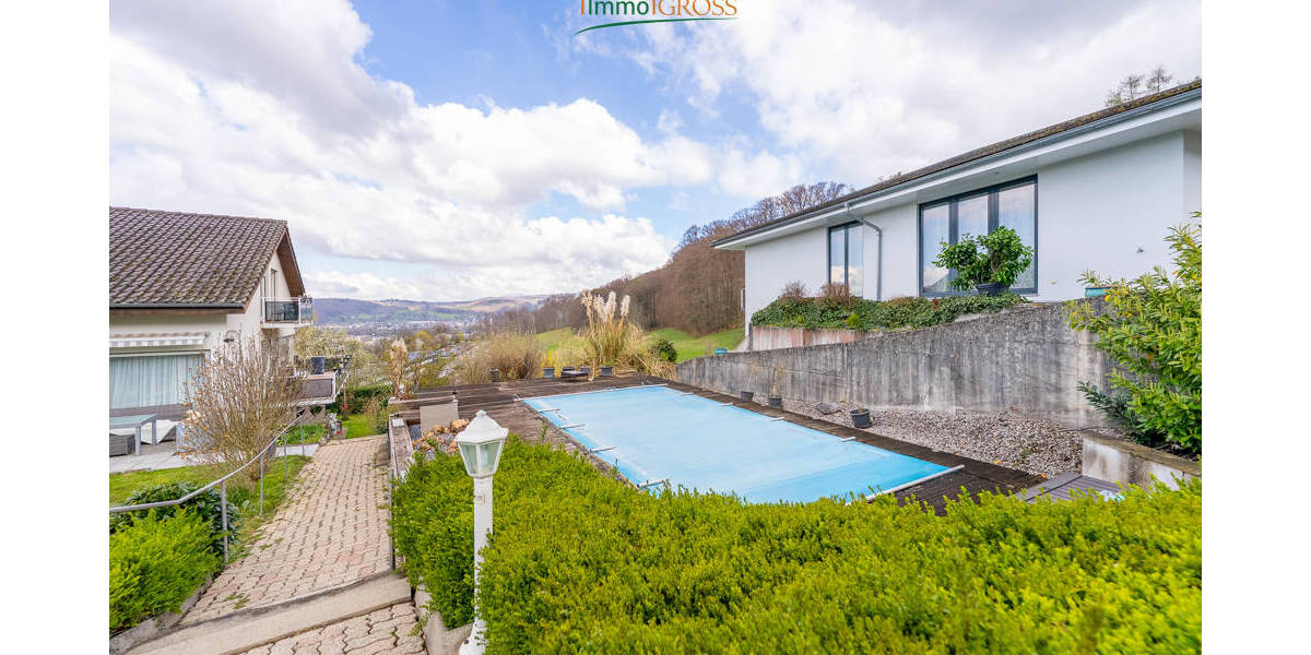Doppelhaushälfte Lörrach - 8 Zimmer, 205 m&sup2;, 975.000&euro; | Angebot:26105476