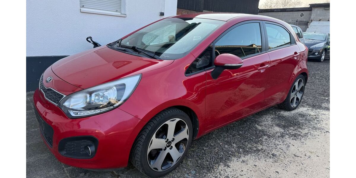 Kia Rio 103.800 km 3.999 &euro; Staufenberg 35460