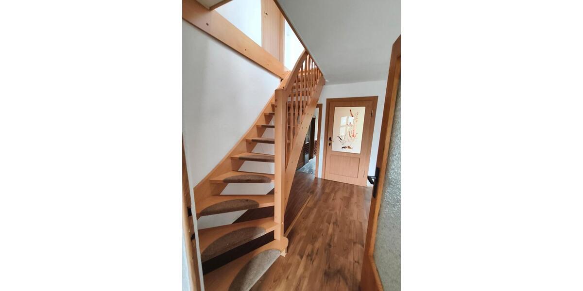 Reihenhaus Chemnitz Adelsberg - 4 Zimmer, 160 m&sup2;, 159.000&euro; | Angebot:27005804