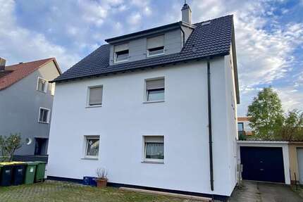 Haus Kornwestheim - 10 Zimmer, 243 m&sup2;, 750.000&euro; | Angebot:25273816