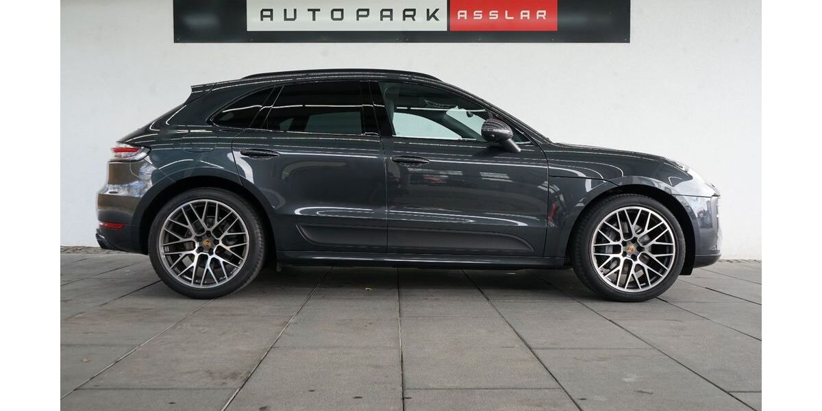 Porsche Macan 111.200 km 47.880 &euro; Asslar 35614
