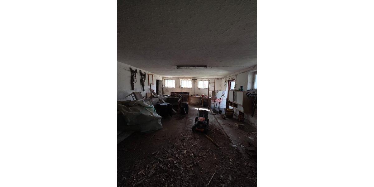 Bauernhaus, Landhaus Schirnding - 8 Zimmer, 120 m&sup2;, 49.000&euro; | Angebot:27137861