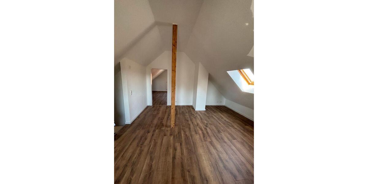 Etagenwohnung Öhringen - 5.5 Zimmer, 120 m&sup2;, 1.500&euro; | Angebot:26271071