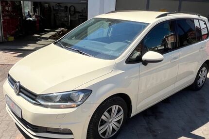 VW Touran 377.500 km 5.890 &euro; Weidhausen 96279