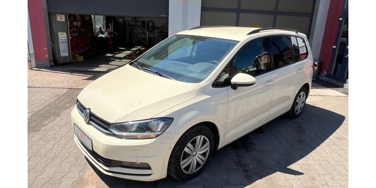 VW Touran 377.500 km 5.890 &euro; Weidhausen 96279