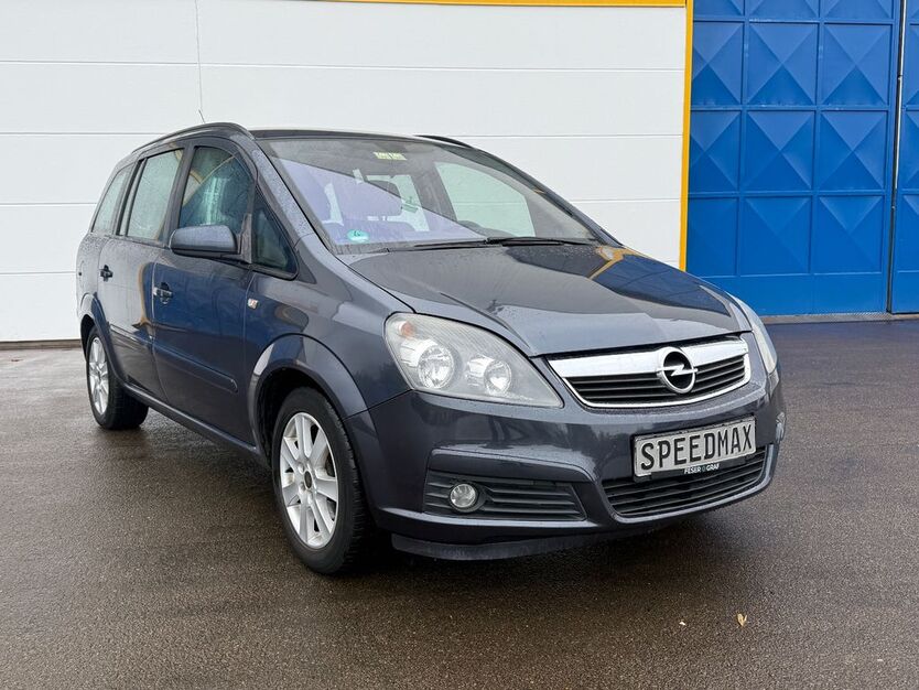 Opel Zafira 174.000 km 4.590 € Sankt. Wendel 66606