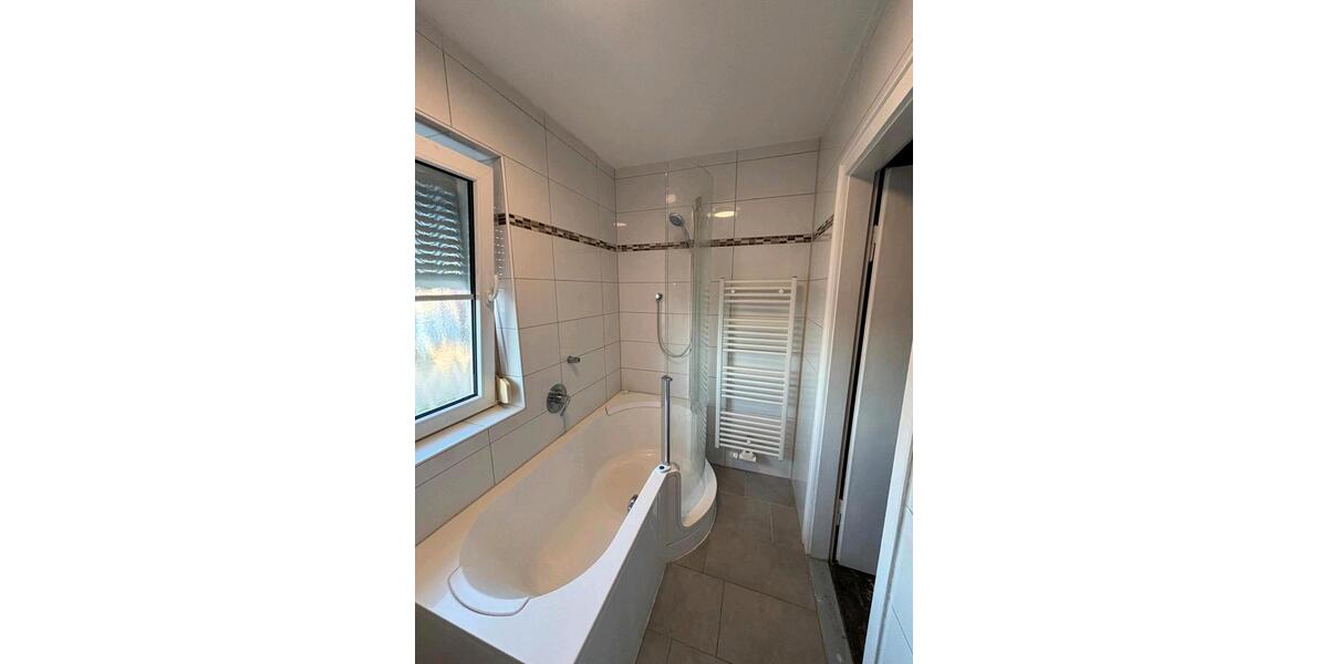 Doppelhaushälfte Neustadt an der Aisch - 5 Zimmer, 106 m&sup2;, 315.000&euro; | Angebot:26780850