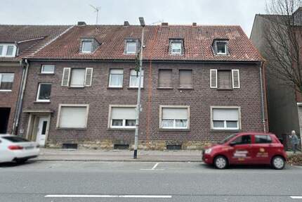 Haus Rheine Altenrheine - 9 Zimmer, 241 m&sup2;, 250.000&euro; | Angebot:25736122