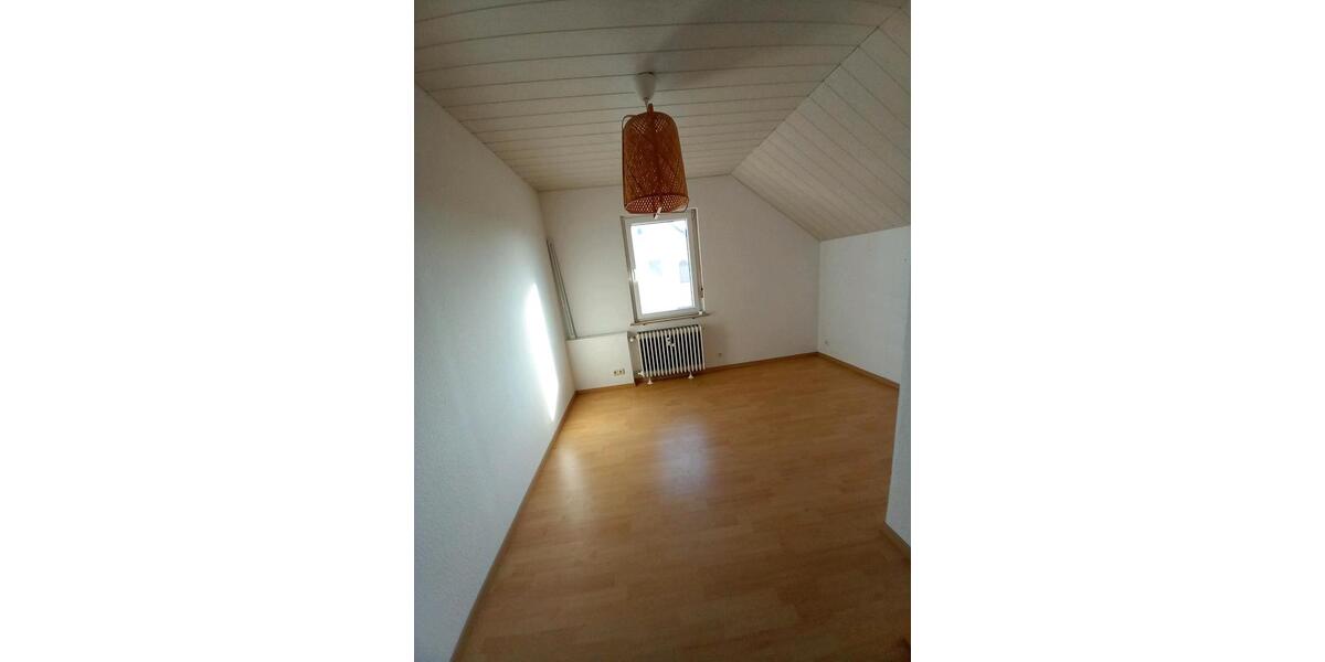 Dachgeschoßwohnung Minden - 3 Zimmer, 65 m&sup2;, 440&euro; | Angebot:25986196